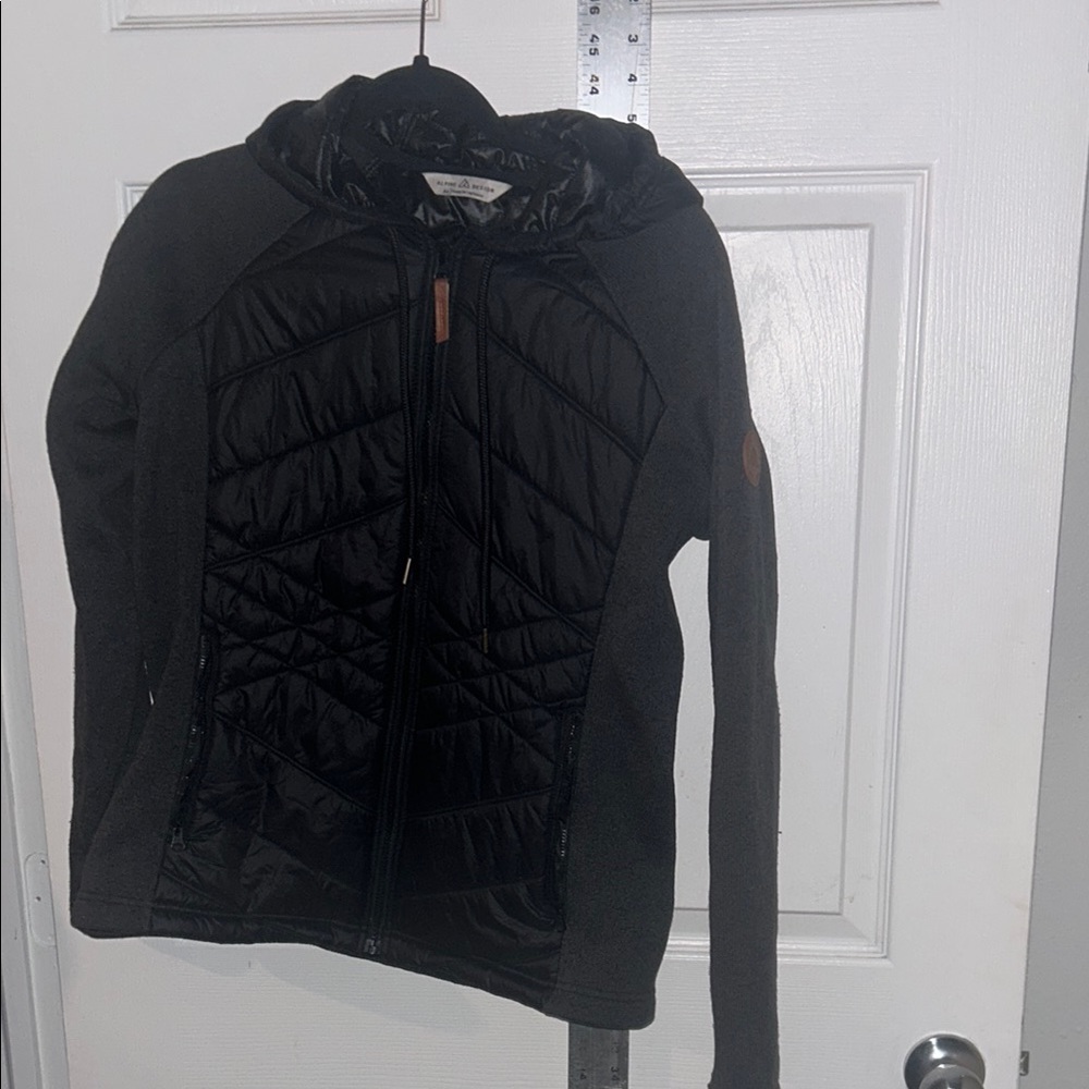 Alpine Black Puffer Jacket Versatile Outerwear Ta… - image 7